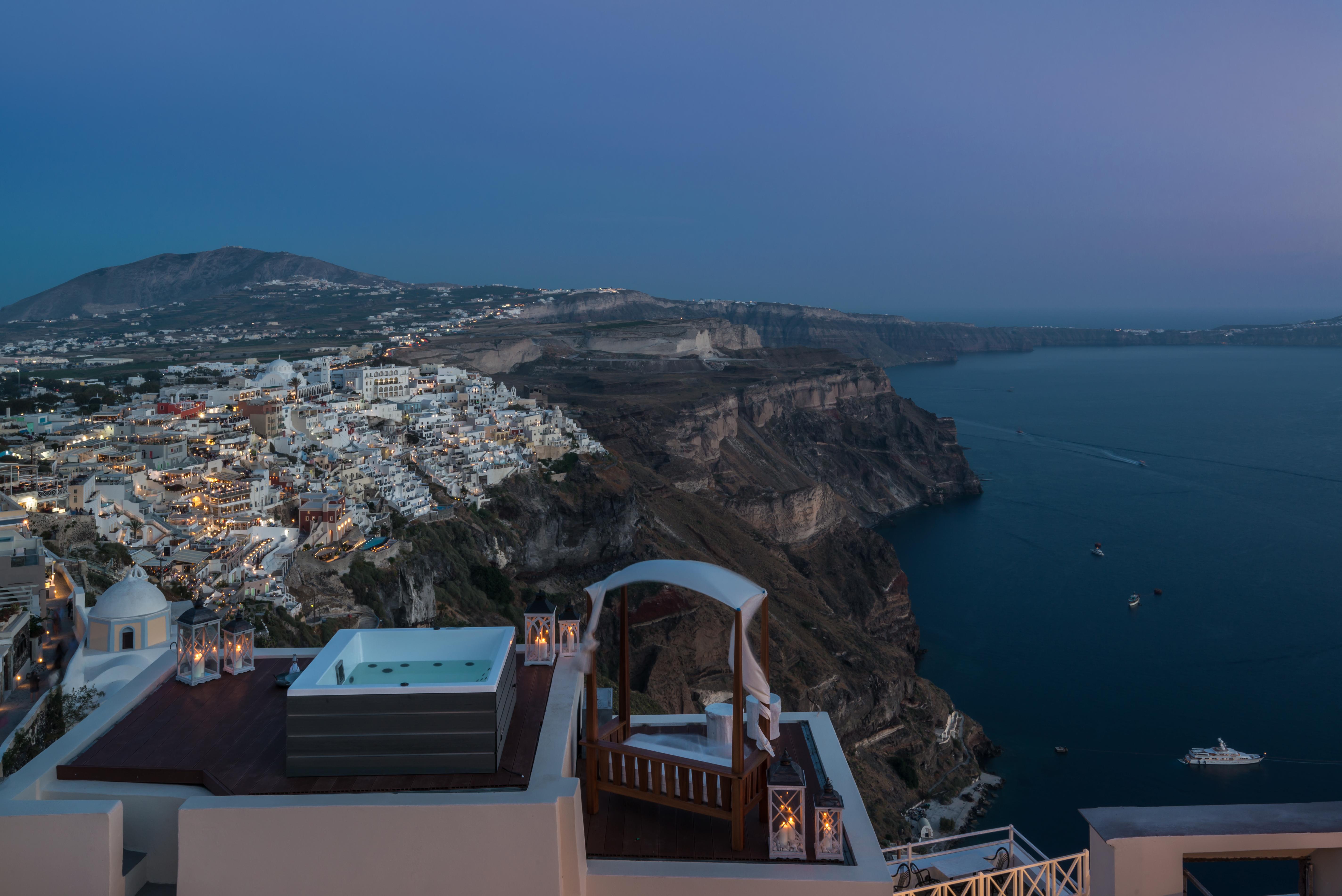 Mythical Blue Luxury Suites (Adults Only) Fira  Zewnętrze zdjęcie